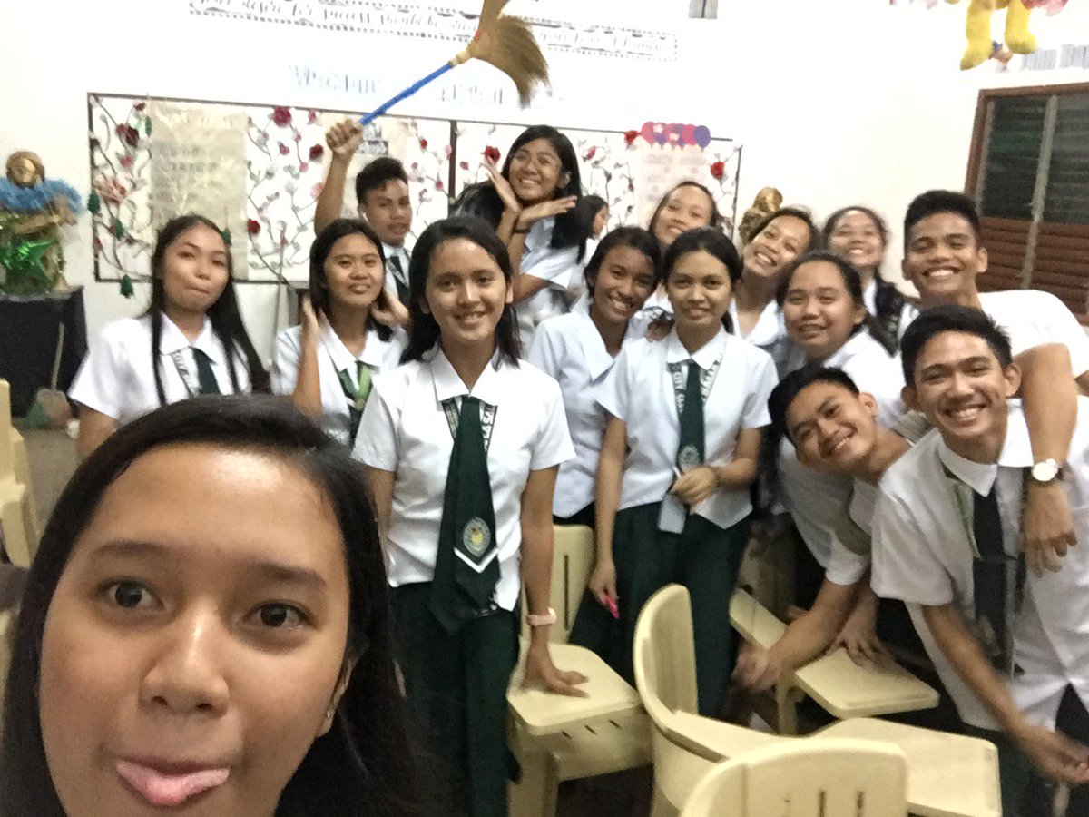 neeygrace's tweet photo. Para magka Christmas party ππ
#11STEMA π https://t.co/kZiCnZWLDa