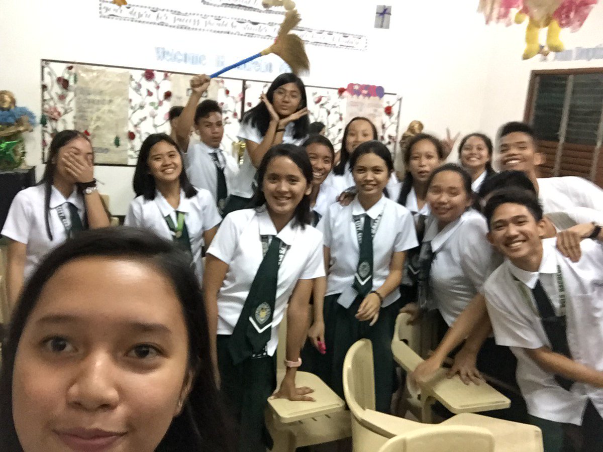 neeygrace's tweet photo. Para magka Christmas party ππ
#11STEMA π https://t.co/kZiCnZWLDa