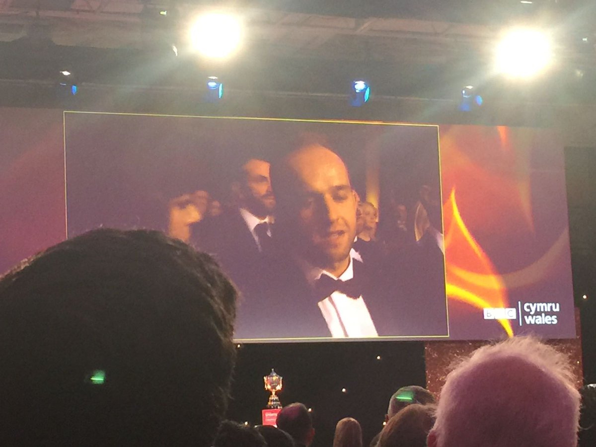 HockeyWales's tweet image. Great to see our sport recognised so positively during the #WSA2017 last night!