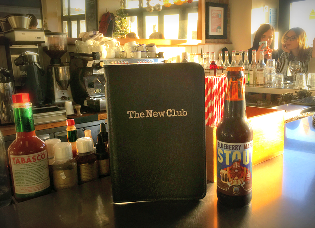 HeathwickUK's tweet photo. Blueberry Maple Milk Stout by @Saugatuckbrew has just made its fridge debut at @NewClubBrighton alongside @FodoBrewing's Gypsy Lager now serving on draught. The perfect match to their legendary Sunday brunch! https://t.co/vjm8fjpdJd