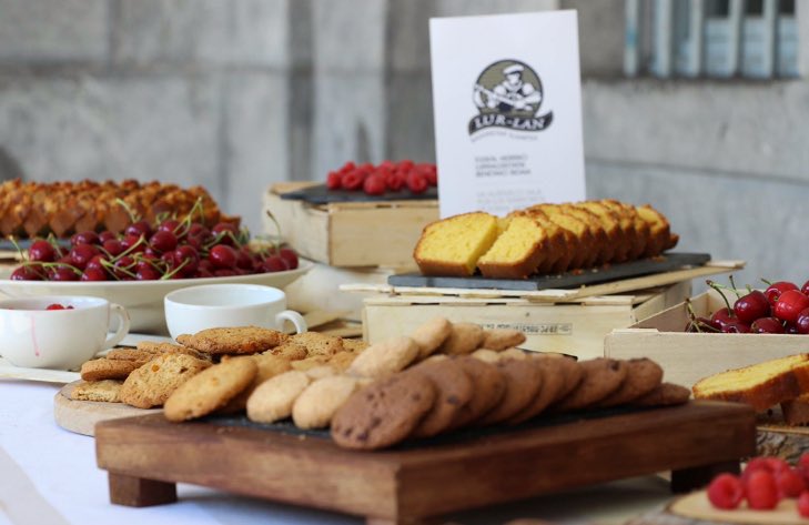 Gure kulturaz gozatzeko lurlanbistrot.eus/#erreserbak kontaiguzu eta eseri mahaian 😉