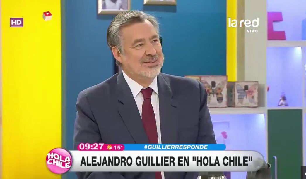 LaJavinista's tweet photo. Guillier en @HolaChileLaRed : “No es que el Frente Amplio se va a unir a la Nueva Mayoría, yo creo que aquí son dos opciones, dos opciones progresistas que van a luchar por el país”. #GuillierResponde #HolaChileTeInforma https://t.co/L0L5CUPruI
