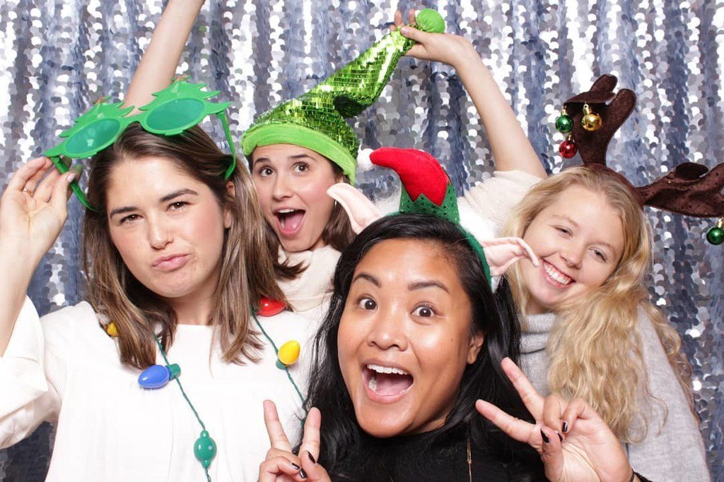 hpphotobooth's tweet photo. What's your favorite holiday prop?!? #thatproptho #photoboothprop #hotpinkphotobooth https://t.co/80AYQULjMy