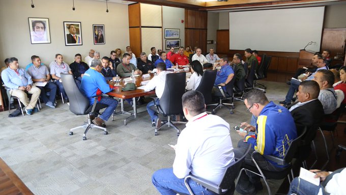 View image on Twitter