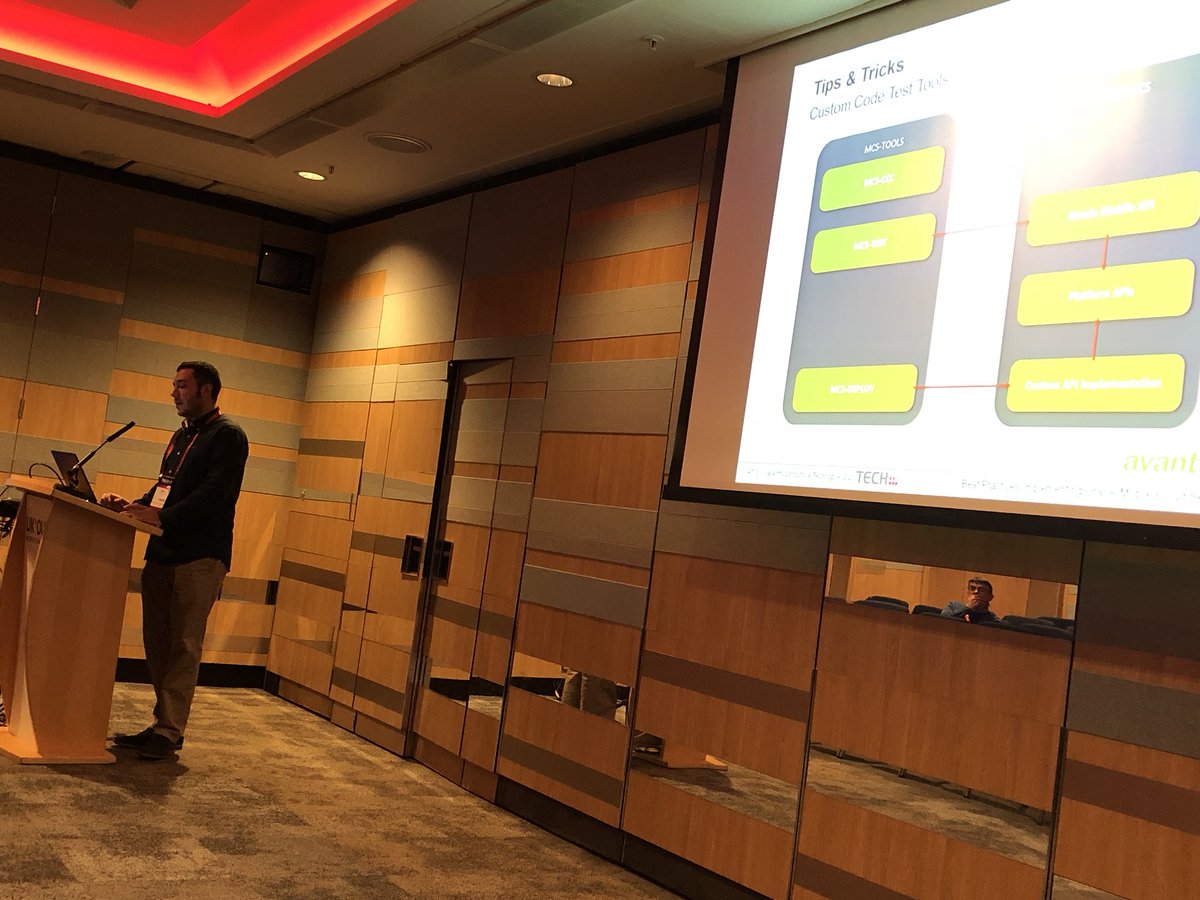 ConnectedMJ's tweet image. MCS-CCC “the hidden feature of MCS” @rsantrod presenting top tips for working with @OracleMobile #OracleMCS