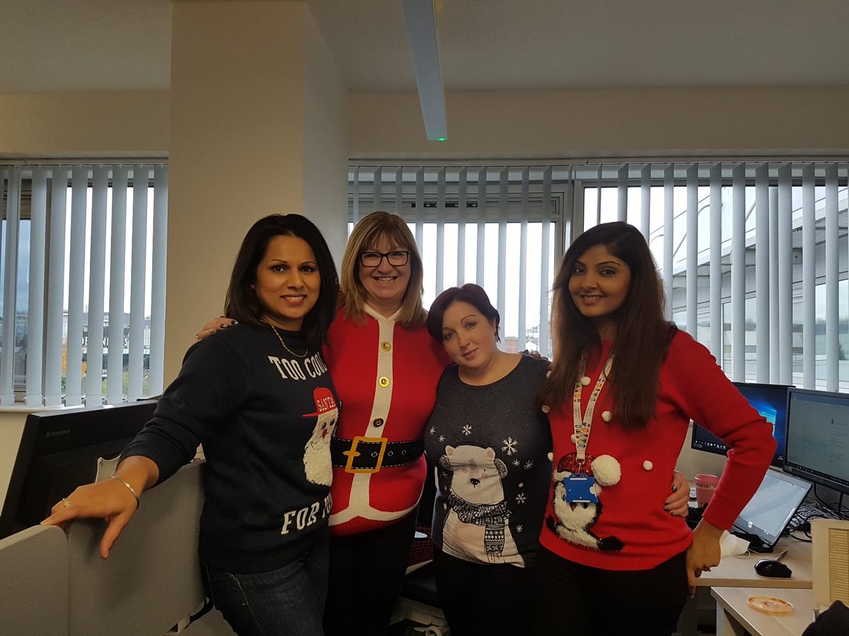 Lou Roberts tweet media