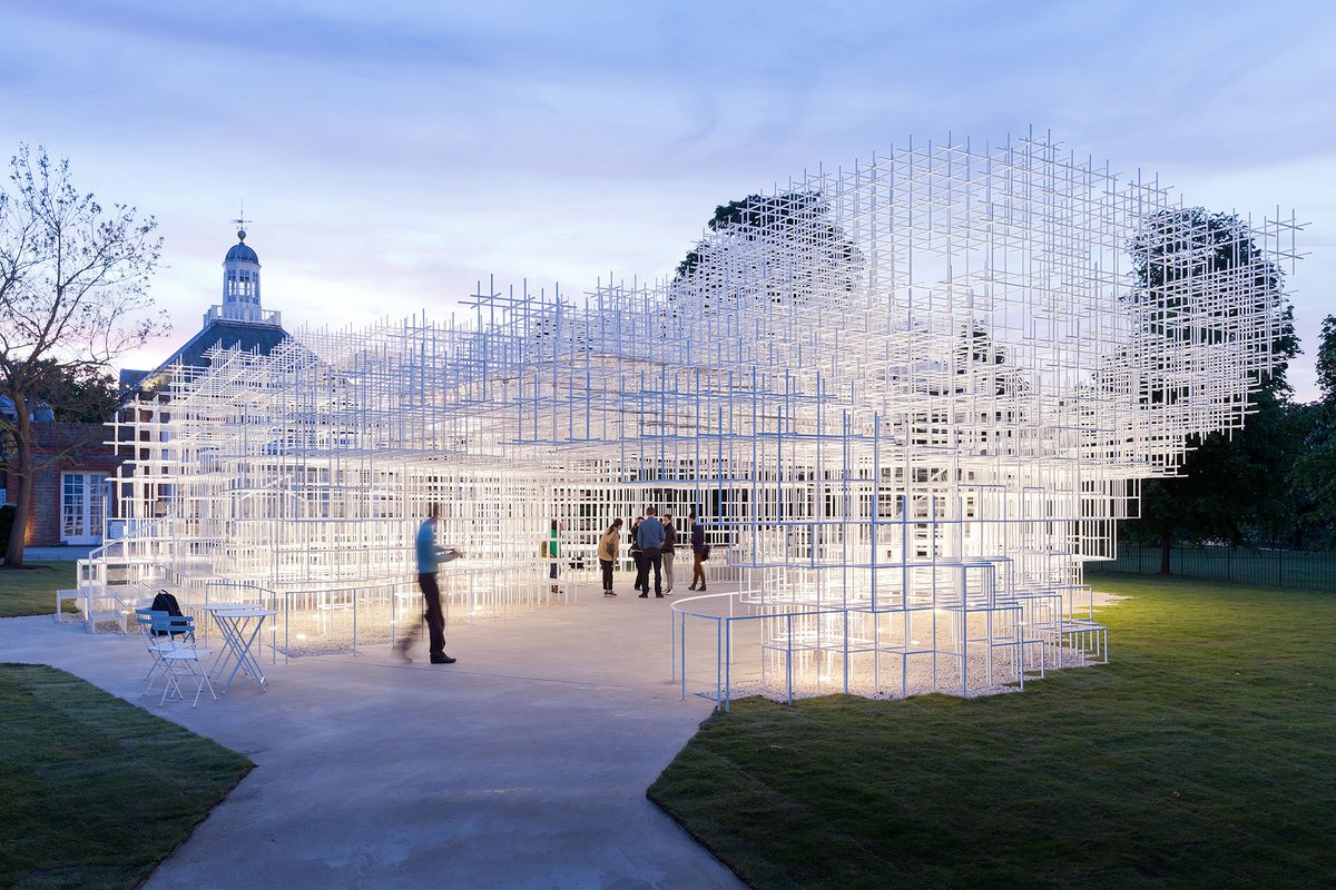 Serpentine Pavilion 2013: A latticed 3D structure of 26,000 interlocking cubes made from lightweight 20mm steel tubular poles #architecture #design #engineering : instagram.com/p/BcUhraZHzPd/…