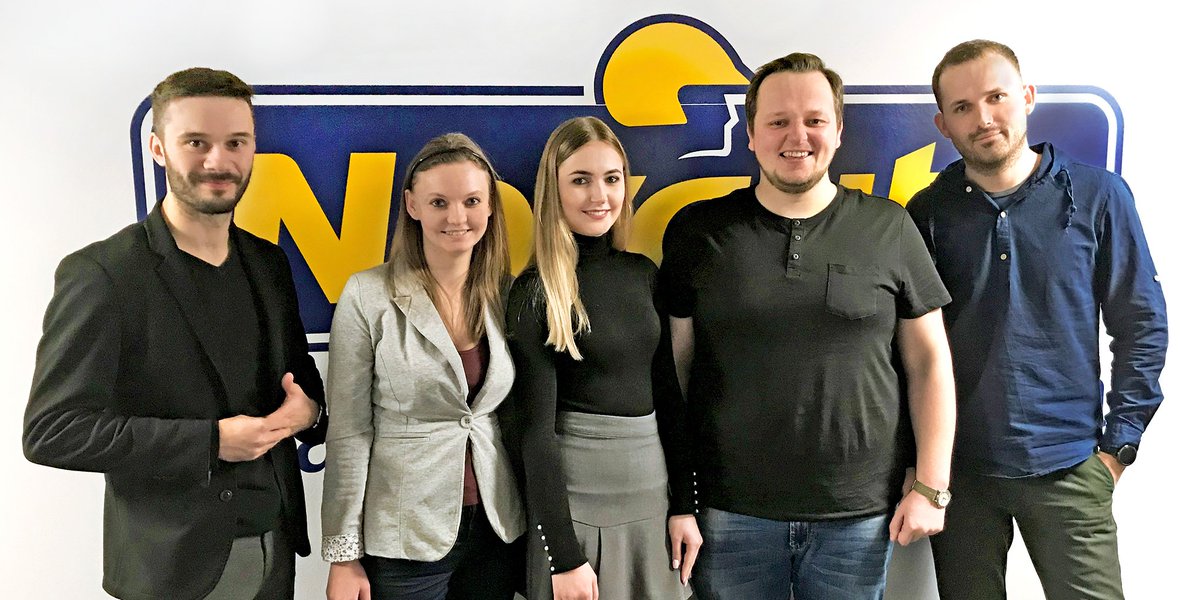 ClickCommunity's tweet photo. #ClickCommunity znów w trasie! Tym razem pojechaliśmy z wizytą do Warszawy, by spotkać się z naszym #Klient’em - #Norauto! #Współpraca układa się bardzo dobrze, dlatego postanowiliśmy się #spotkać i #omówić strategię na kolejne miesiące. Wierzymy, że #ToBędzieDobraWspółpraca https://t.co/BZYYti9Mls