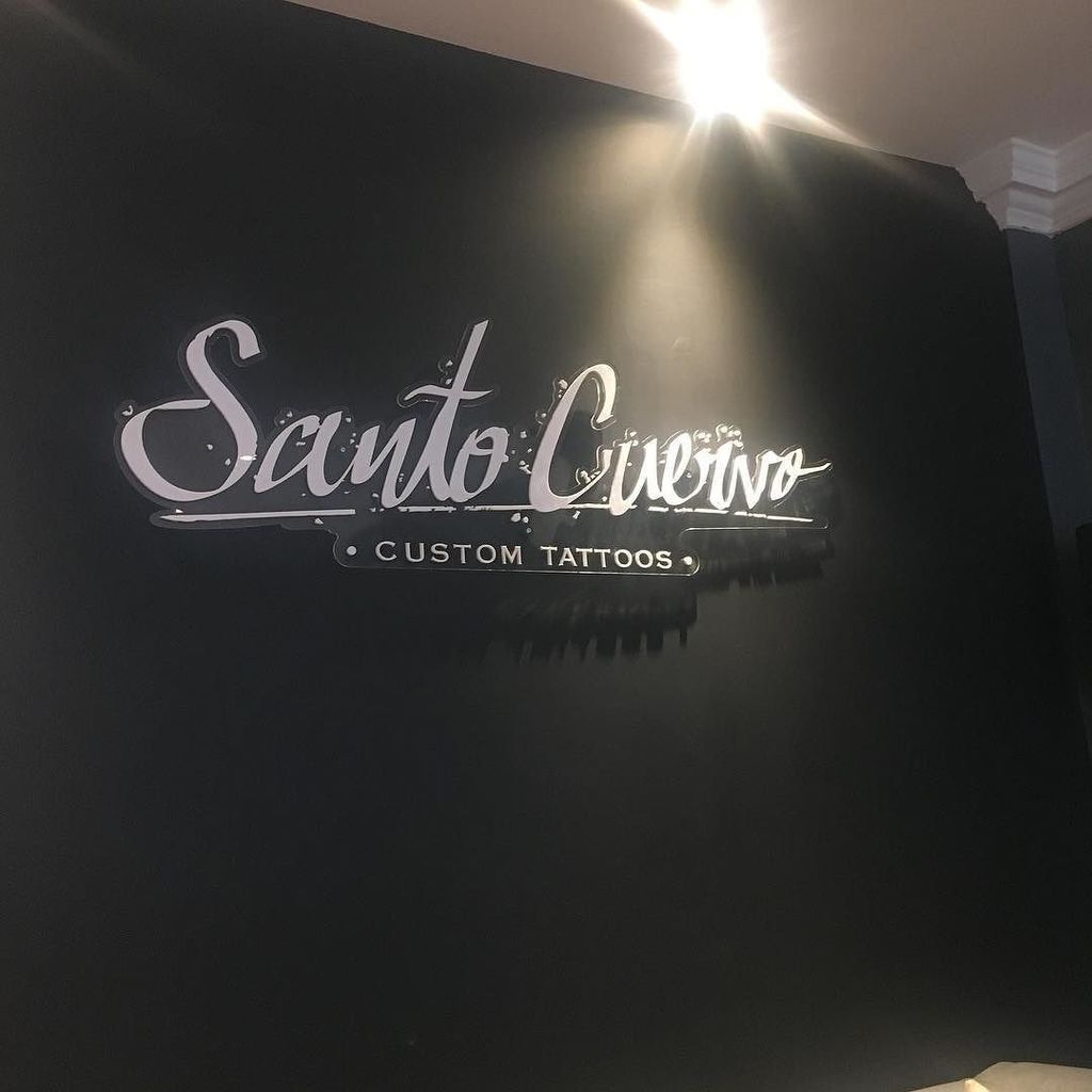 santocuervotatt's tweet photo. Our new sign looking amazing!
#tattoo #tattooshop #tattoostudio #tattooart #newsign #shop #studio #studiosign #santocuervotattoo #stokenewington #london #northlondon #londonlife #londontattooOur new sign looking amazing!
#tattoo #tattooshop #tattoostudio #tattooart #newsign β¦ https://t.co/4YdI1uCDkx