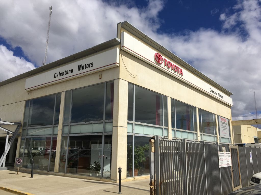 TecnomOk's tweet photo. #DestinosTecnom Hoy, 5/12/17, estamos en #RíoGrande, #TierraDelFuego para la 1° jornada de capacitación de #NUBUX en @CelentanoMotors, concesionario oficial de @toyotaargentina  🚗✔

¡Gracias por recibirnos! https://t.co/rw8m0YB23N