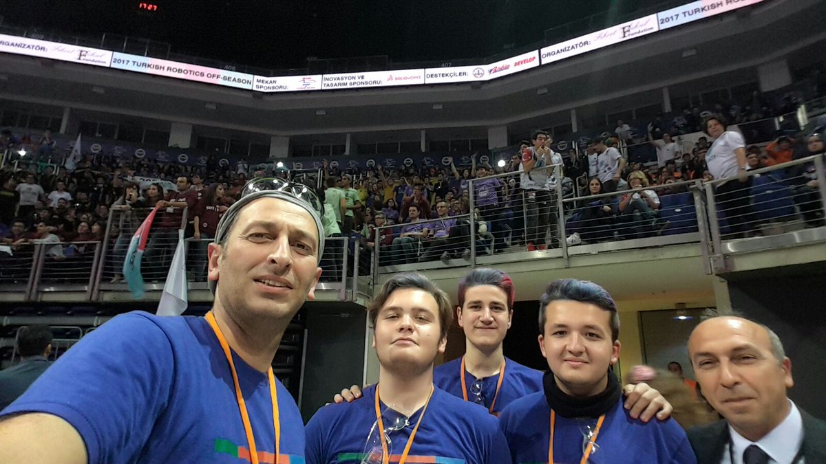 Team6038's tweet photo. Best volunteers ever 👊👊 #turkishoffseason #fikretyükselfoundation #first #stem #frc #firstinspires #team6038 #morethanrobots #omgrobots #stemsquad #makeitloud @fyukselfound @FIRSTweets https://t.co/He1sA1bgMm