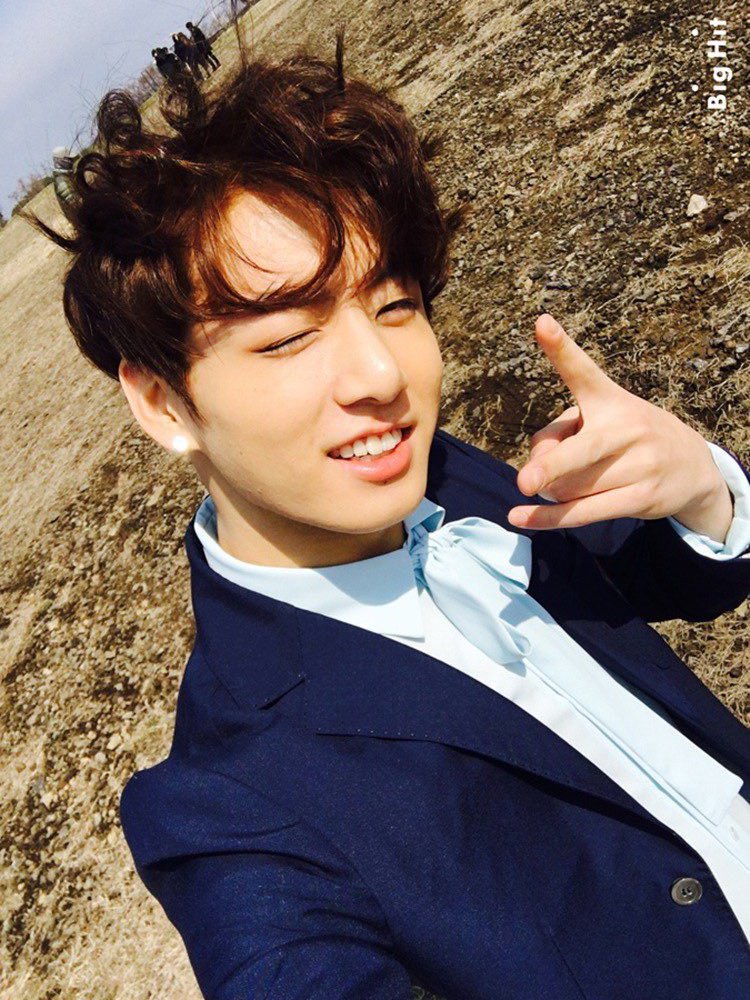 artsyhope's tweet photo. #MenosUvaPassaEMais Jeon Jungkook na minha vida! Amém! https://t.co/CFTVrhqVsB