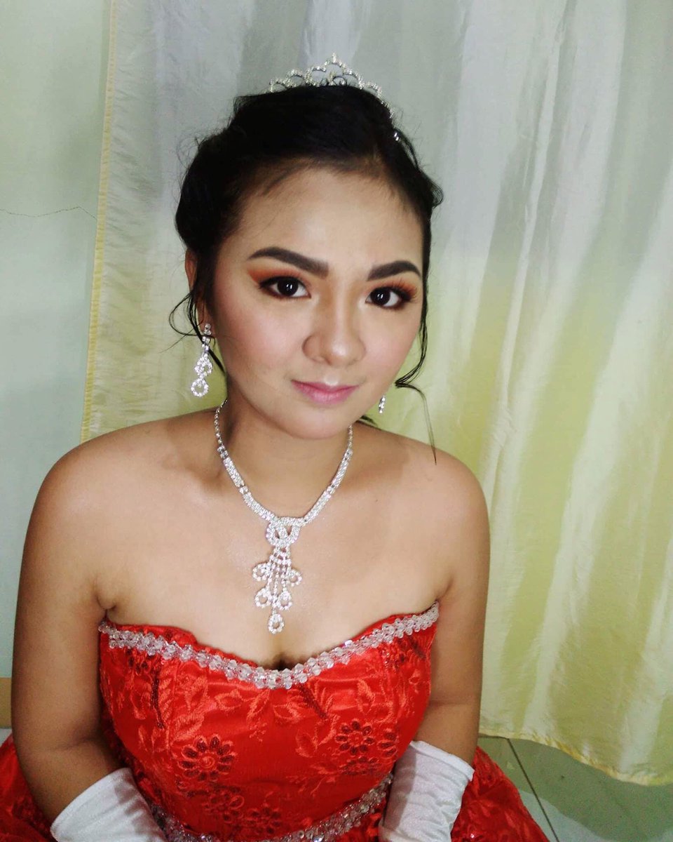 RealYssaaa's tweet photo. Lady in red ❤️🌹😍😘 https://t.co/r8SyXYvKUJ