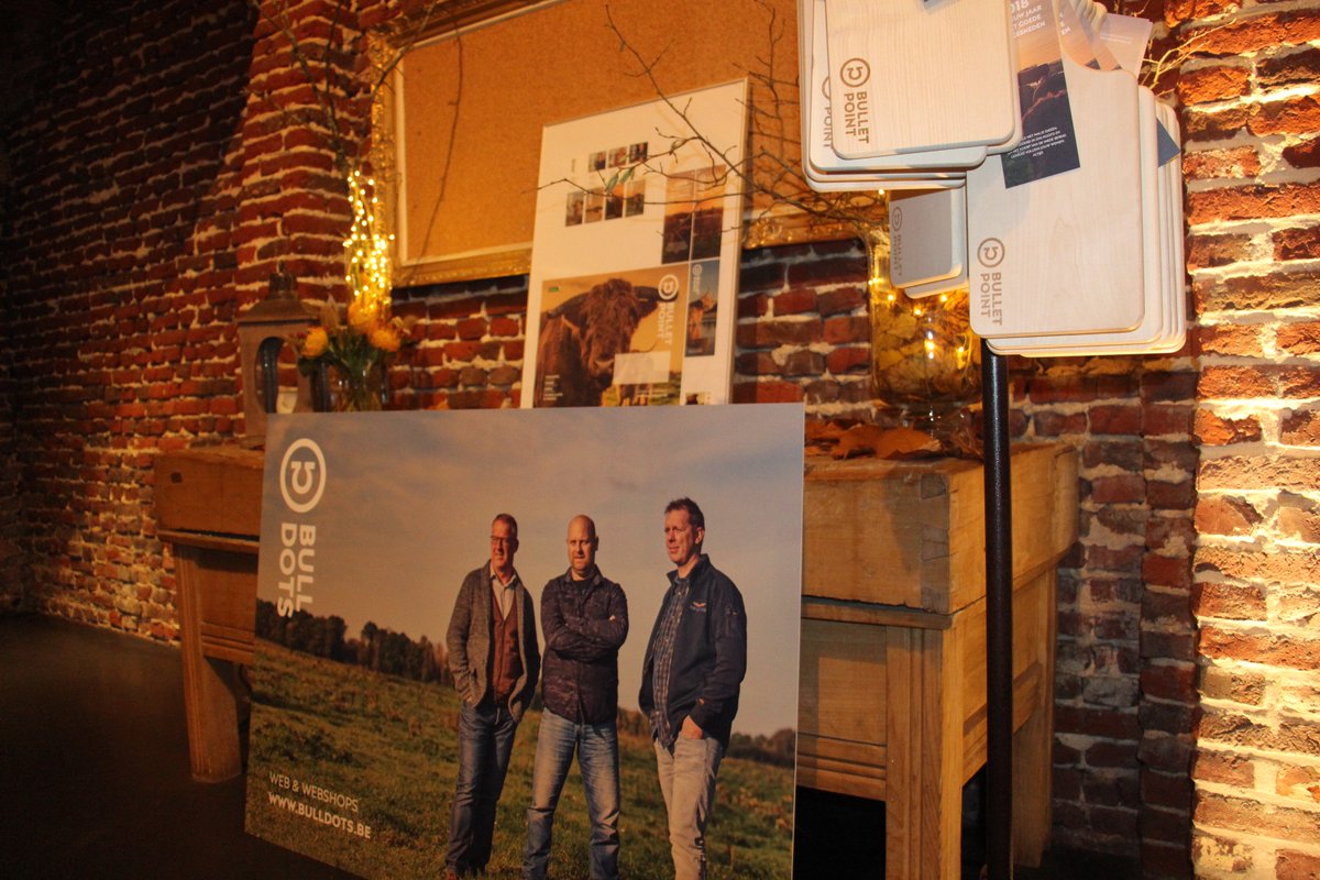 BulletPoint_be's tweet image. Met véél trots blikten wij samen met onze klanten terug op ons 5-jarig bestaan.  En daarbij stopt het niet. We blijven doorgaan. Op karakter en in schoonheid. #5jaar #bulletpoint #communicatiebureau