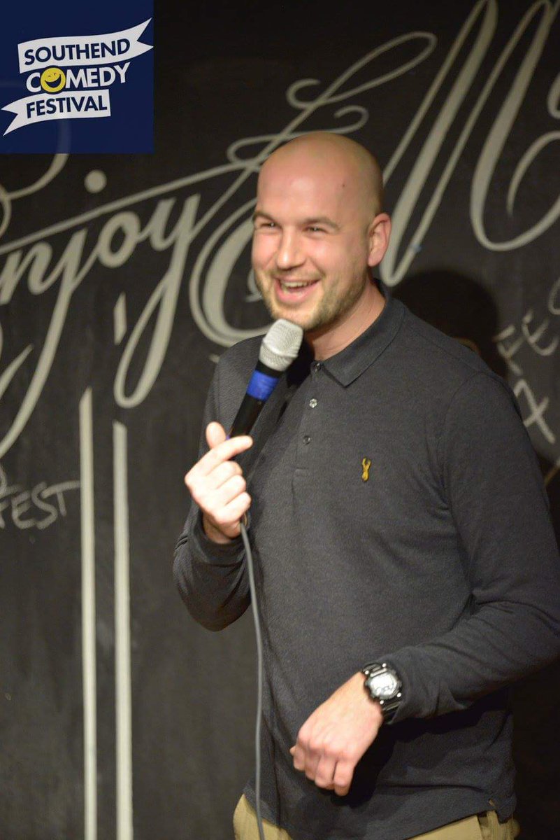 mattadlington's tweet photo. Loving #scf2017 so far this year. Loads of great shows and even better audiences. Check out @HahaSouthend for details about the rest of the weeks shows. Here are some pics of me on stage in the meantime @YourSouthend  #Comedy #StandUp #Southend https://t.co/rcTYvXseFs