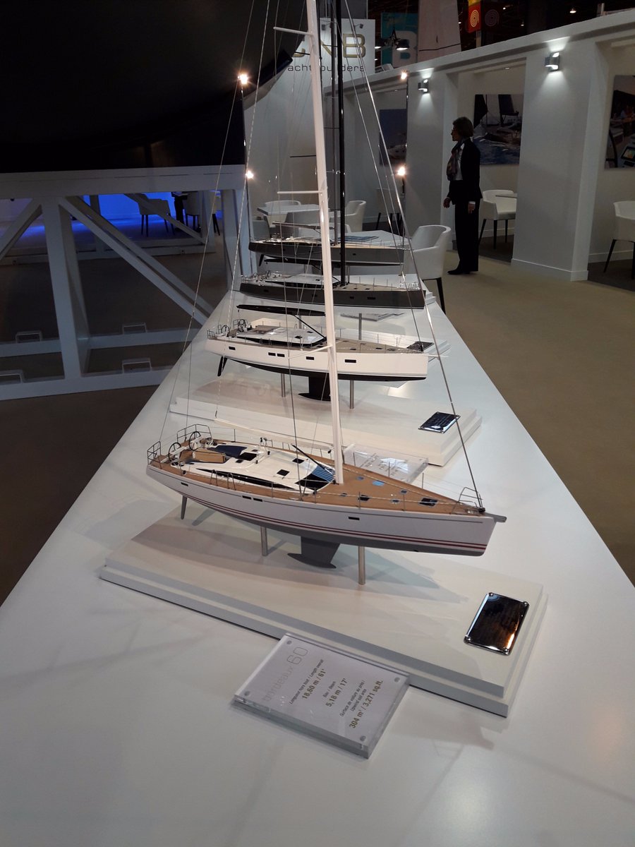 fanny_caricondo's tweet photo. Pendant 7 jours, se tient le #Nautic2017 Salon nautique de #Paris, véritable prouesse #événementielle en termes de #logistique ! Avec de magnifiques #bateaux à voir ou à revoir. #penduick3 #event #mbacme #voilier #salonnautique @TransatJV_fr #transatjacquesvabre @SauveteursenMer https://t.co/WFFMcLHEz4