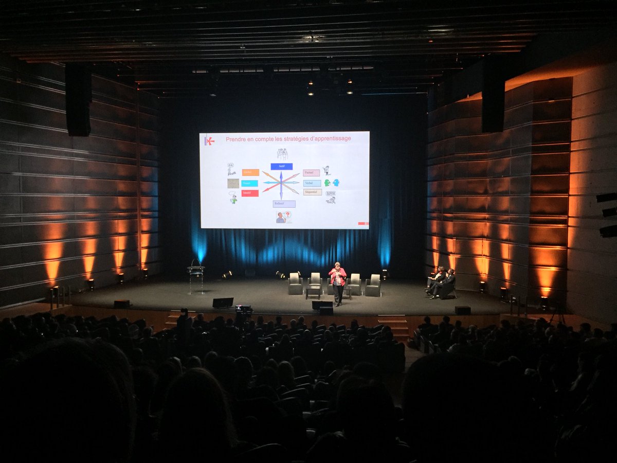 #FormerAutrement Supers interventions de <a href="/Cegos/">cegos</a>. Merci <a href="/MBourdat/">Mathilde BOURDAT</a> pour ces éclairages sur l’évolution du rôle de formateur !