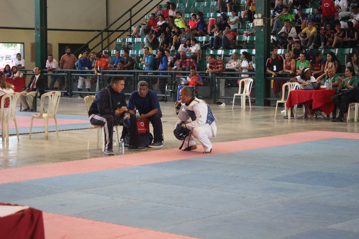 uneslara_'s tweet photo. Nuestro representante en los @juvineus2017 en la disciplina de Taekwondo, Sleyter Reyes estudiante del PNF Servicios Penitenciarios sede@meridaunes @UniversidadUNES https://t.co/J49amOxcud