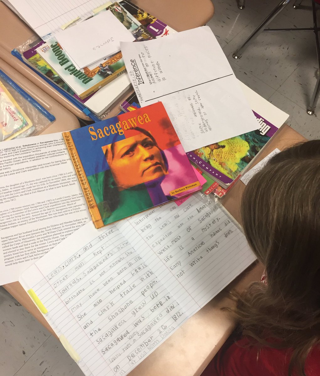 AAGreenSmith's tweet photo. First grade @SSESGamecocks digging deeper to research, read, &amp; write about famous individuals from history! Great job @CarsonSccarson integrating subjects across the curriculum for student success! #newsenseofurgency @WCDE_TN https://t.co/7KxIzRpDLM