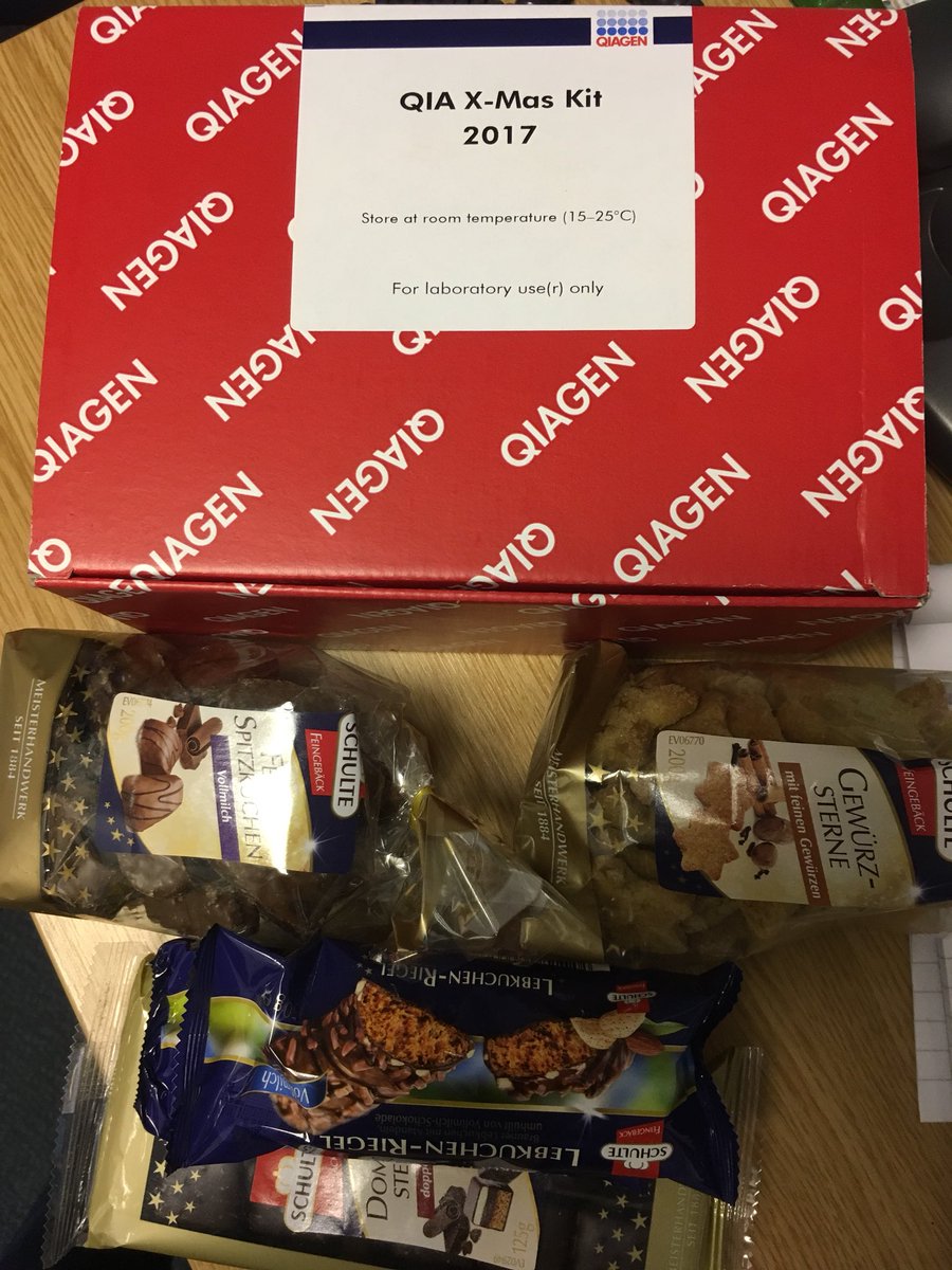 Angie_Fawkes's tweet photo. Christmas treats from @Qiagen Thanks Mark #xmaskit #Qiagen #notsharing https://t.co/MsoHJvUlK8