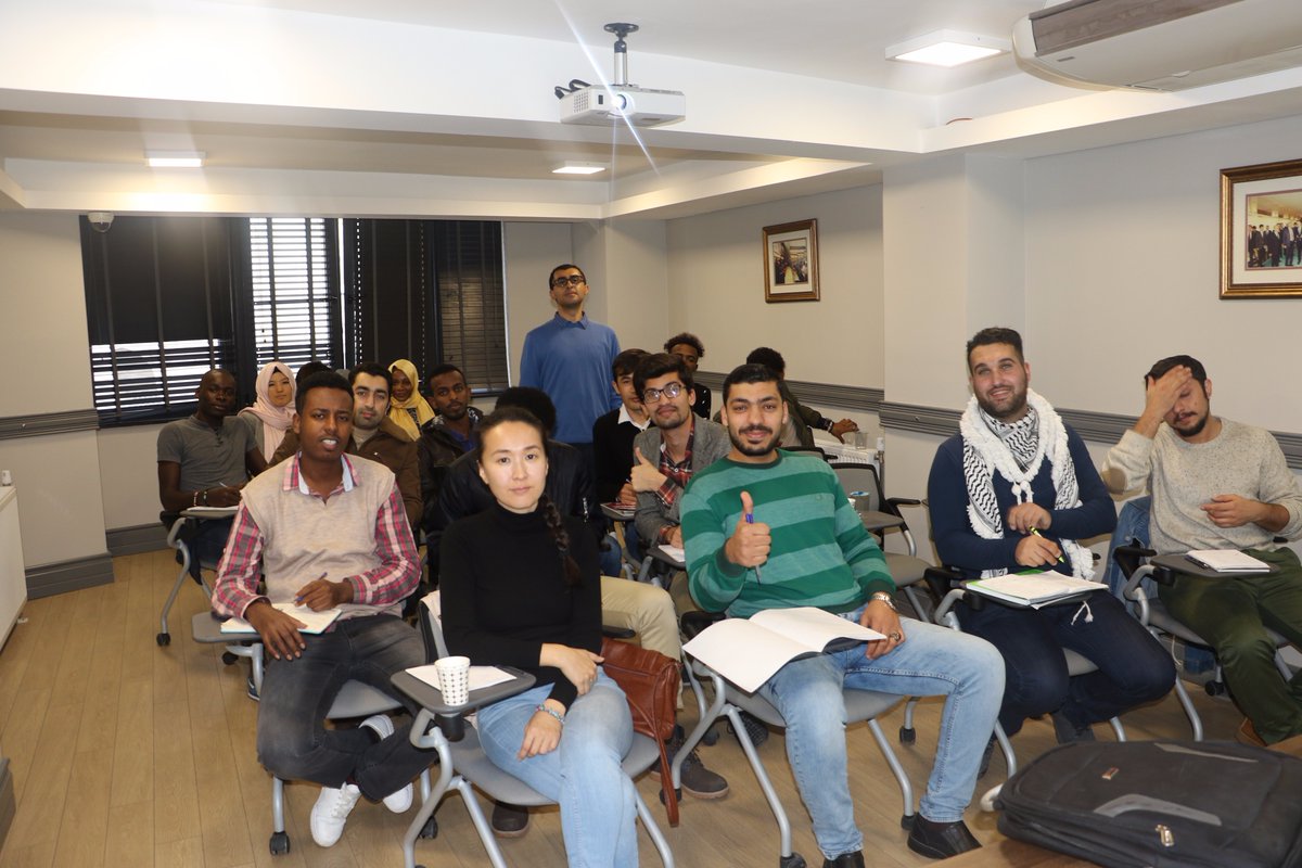 GenclikModeli's tweet image. Misafir Öğrencileri Türkçe Eğitimlerimiz İle Hayata Entegre Ediyoruz!
Detay: bit.ly/2AsI1Ms
#İBB #GenclikMeclisi #UGEA