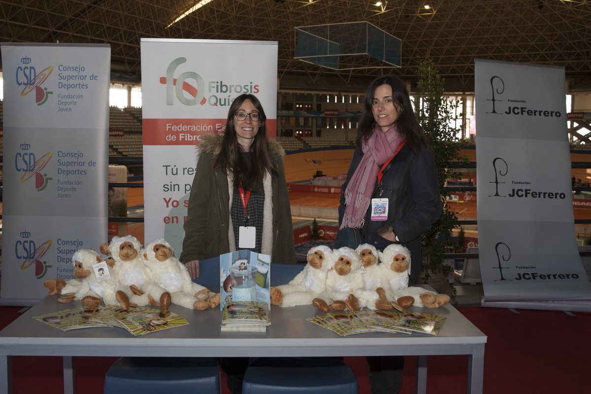 FundJCFerrero's tweet photo. Gran Fiesta del tenis con mas de 5.000 espectadores. Gracias @FUNDACIONDEPJOV y @FEFQ_CFspain y @fedteniscv GRAN TRABAJO  
https://t.co/MhA0gWtFvc https://t.co/kQnIDpA4G8