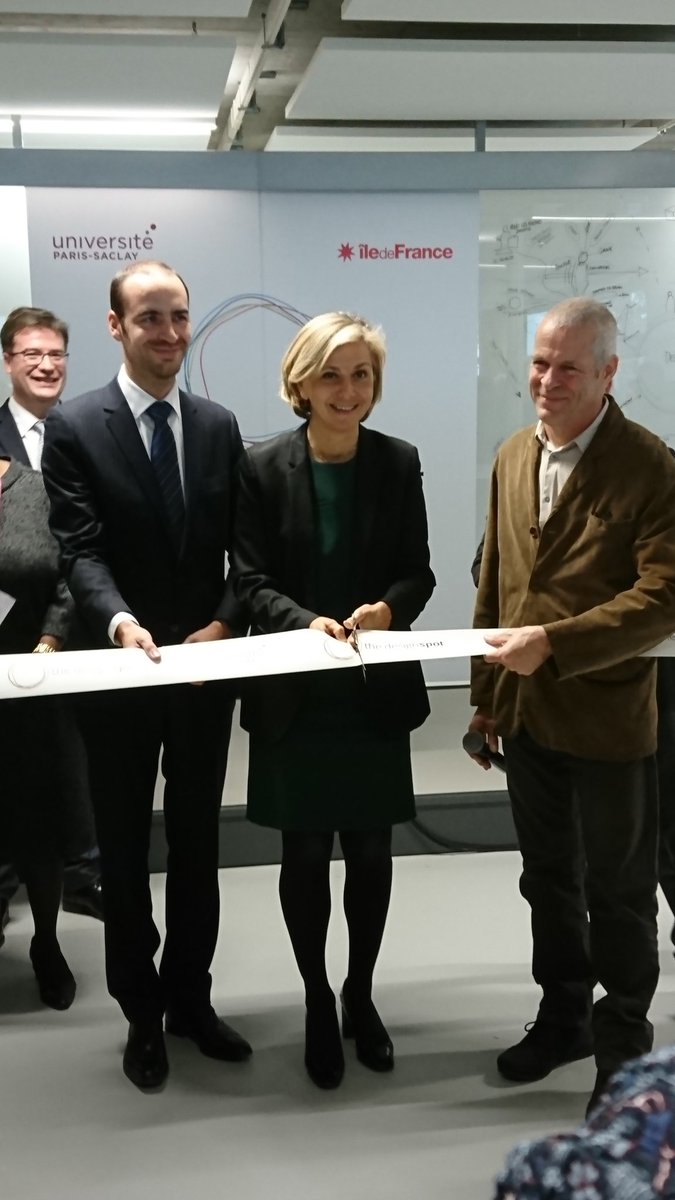 AlainCadix's tweet image. @vpecresse inaugure ce matin le #DesignSpot de @UnivParisSaclay
En présence de @gdelasteyrie

Fier d&apos;avoir apporté ma petite pierre à ce projet et heureux de le voir démarrer entre de bonnes mains : #VincentCreance