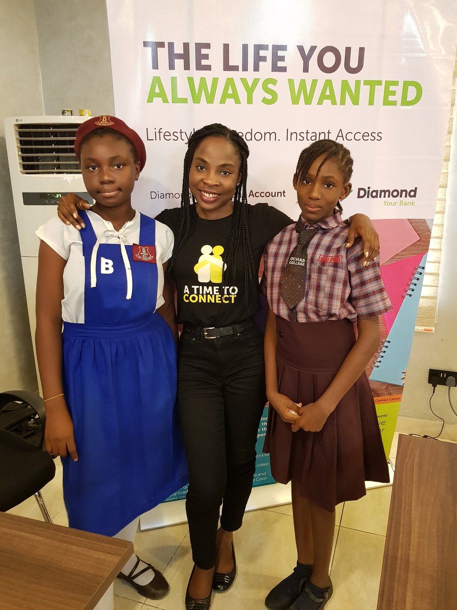 bussy_boo's tweet photo. #GirlmeetsTech. Who runs the world? Girls! It was an exciting session. Everyone wants a feel of @MyDreamVille.... #DiamondFuture #DiamondCoolTeens #beyondbanking https://t.co/VUJQ4SoyFA