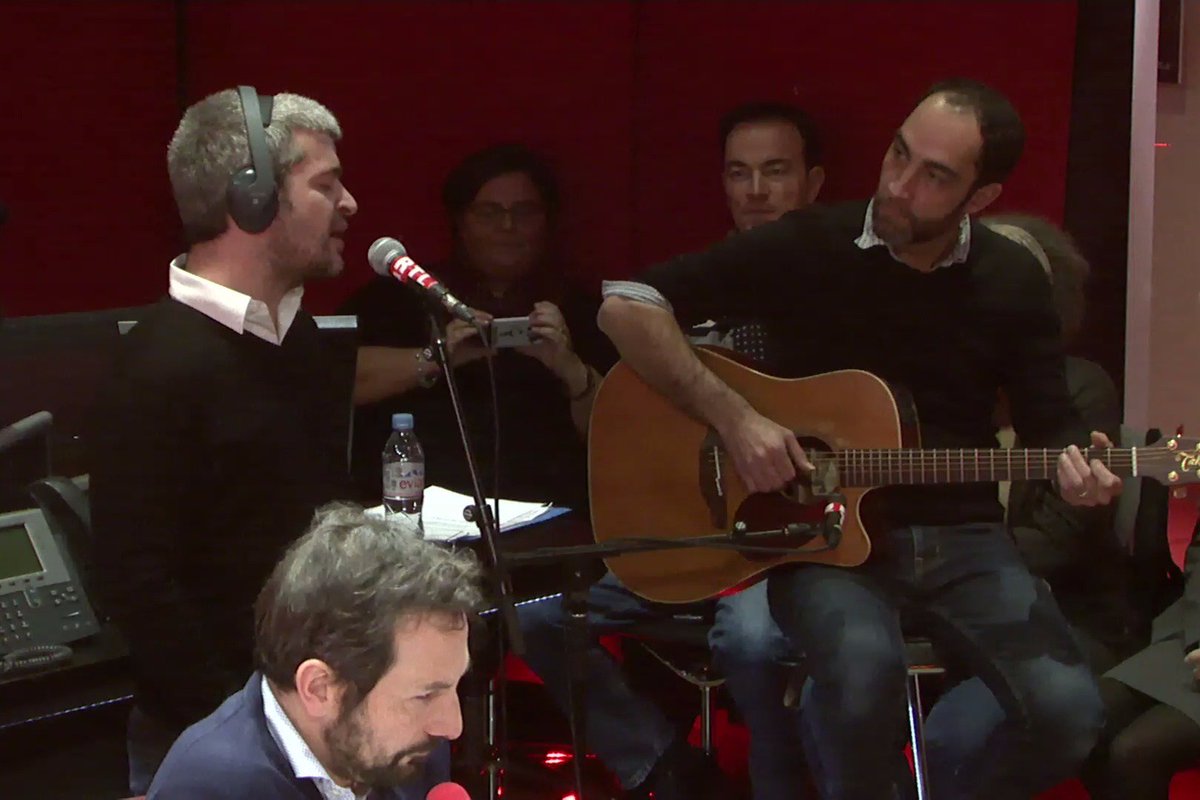 Alabonneheure's tweet photo. Ce matin, moment d'émotion avec @Gregoireoff ! Le chanteur a interprété #MesEnfants, extrait de son nouvel album #AEcouterDUrgence. Retrouvez l'intégralité de l'émission en REPLAY ici 👉 https://t.co/kAZnO1lLIe https://t.co/G0wgoMGHl9