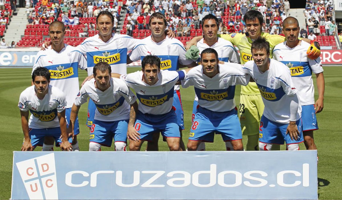 Jorge Gómez V. على تويتر: "UN DIA COMO HOY (2010). #UCatolica campeón del torneo nacional. Ultimo torneo largo realizado en #Chile. El goleador fue @MiloMirosevic con 19 tantos. #LosCruzados… https://t.co/kEgTVsad3z"