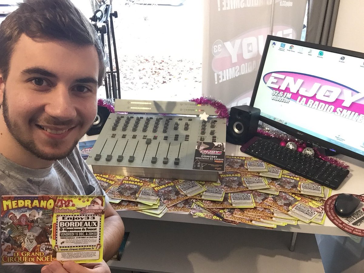 Encore et toujours + d’invitations à gagner pour notre soirée du 15 Décembre avec le <a href="/CirqueMedrano/">Cirque Medrano</a> <a href="/Jmatadoroff/">Jessy Matador</a> et <a href="/MoussierTombola/">Moussier Tombola</a> ! Jouez en envoyant ENJOY au 71004 ;)