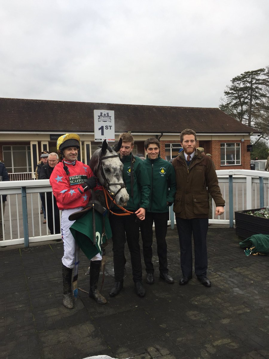 Cap Horner wins the third race, the Star Sports steeple chase