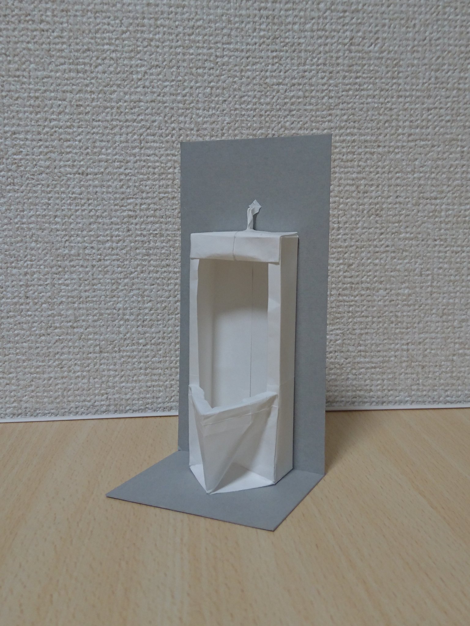 すけさん Twitterren 小便器 不切正方形一枚 前回折ってたやつを折り直した 11月祭では中々好評でした 来てくださった方々ありがとうございました 便器と管は合わせて1枚で 土台と壁は折り紙買うと付いてくる厚紙から切り出したやつです 折り紙作品 折り紙 すけさん Twitterren 小便器 不切正方形一枚 前回折ってたやつを折り直した 11月祭では中々好評でした 来てくださった方々ありがとうございました 便器と管は合わせて1枚で 土台と壁は折り紙買うと付いてくる厚紙から切り出したやつです 折り紙作品 折り紙