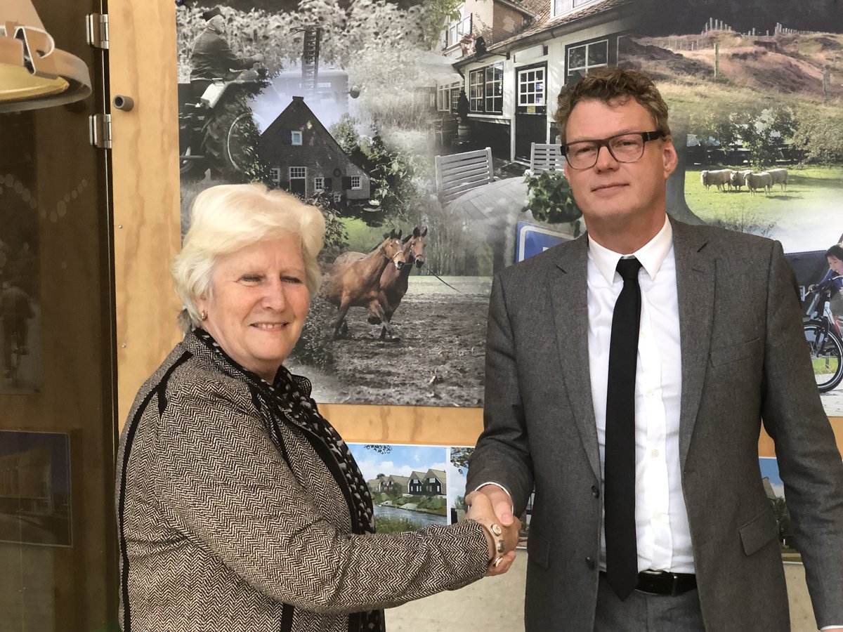 Ondertekening van koopovereenkomst met Linq voor 12 woningen in dpl. D1c - De Blaricummermeent