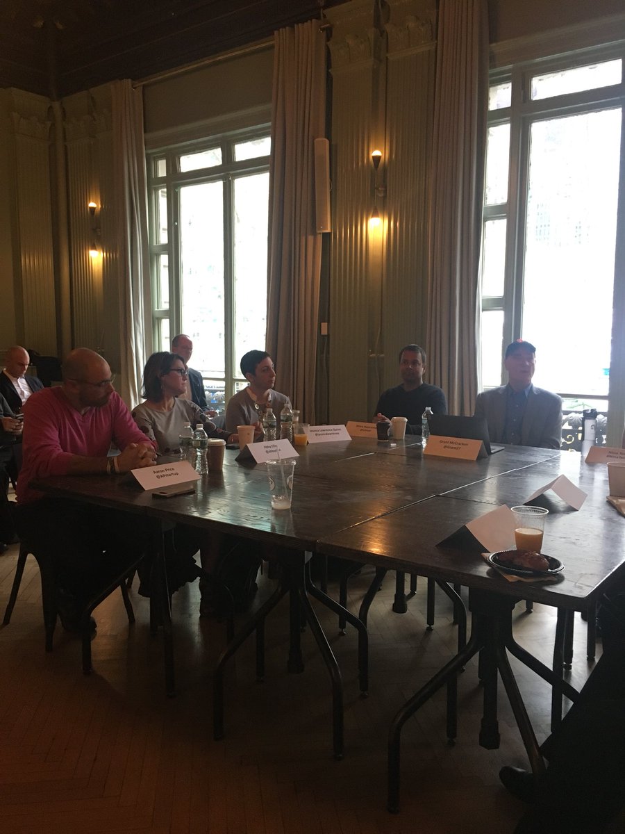 andymorris's tweet photo. #Work2027 #Work2027prediction @jessicalawrence: Future is more human. Less industrial state. @CivicHall @WeWork @WeWorkNY @MylittleJob https://t.co/u7swlI4DsU