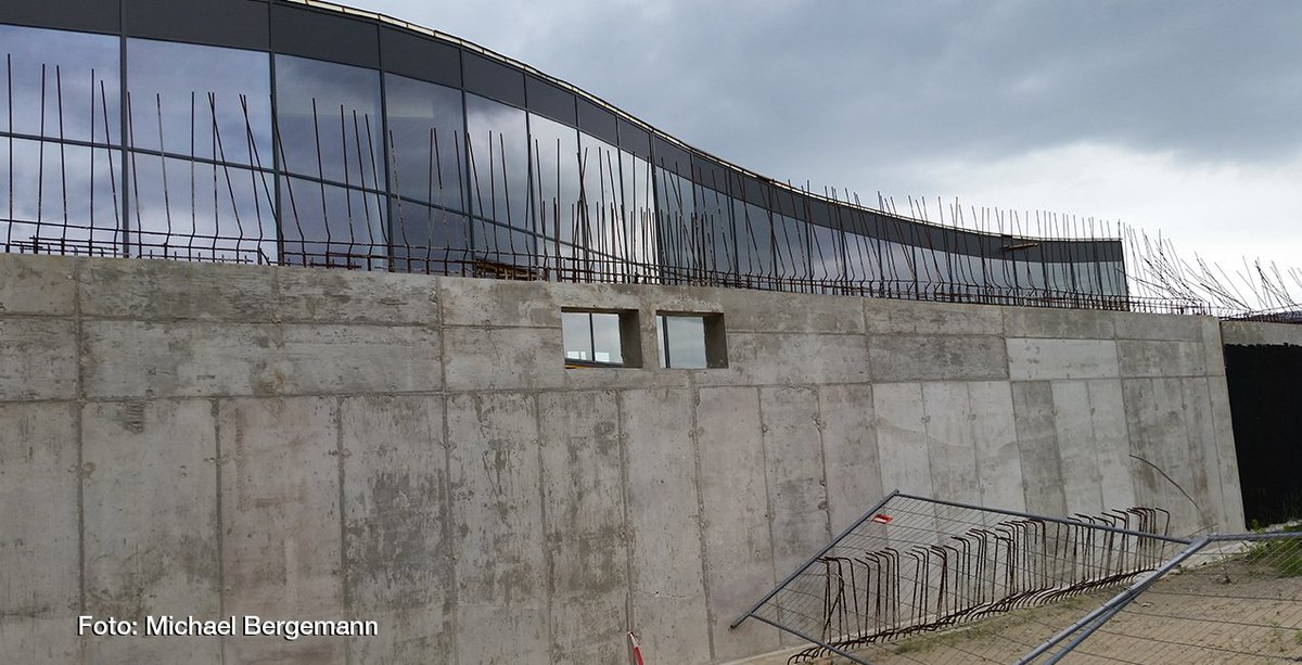 MiBergemann's tweet photo. #BER2 in #Brandenburg // @PNN_de schreibt mal wieder über die teure #SchrottBaustelle #BlütenTherme in #Werder (Havel) // Fertigstellung weiter ungewiss // https://t.co/IGRY1qgFje https://t.co/QvoMMeIeTR