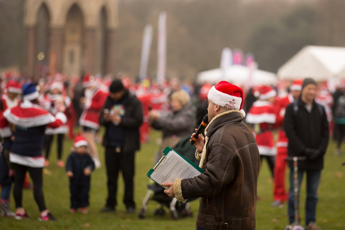 olly_stock's tweet photo. Here is just a small selection of the photos of me hosting the @doitforcharity #SantaRun2017 on Sunday in London’s Victoria Park. An amazing event, congratulations to all who took part raising money for over 130 charities including lead charity @alzheimerssoc... #RunSantaRun 🎅🏼 https://t.co/gtkDX83PQp