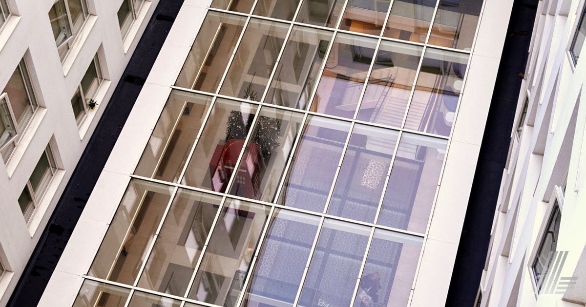 LAMILUX1's tweet photo. The newly built residential complex „Gardens Hall“ in the heart of London offers an accommodation for students to live, learn and relax. #LAMILUX #PR60 #glassarchitecture #gettingchristmassy #christmassy #almostchristmastime #daylightelements https://t.co/uyaHshjm8E