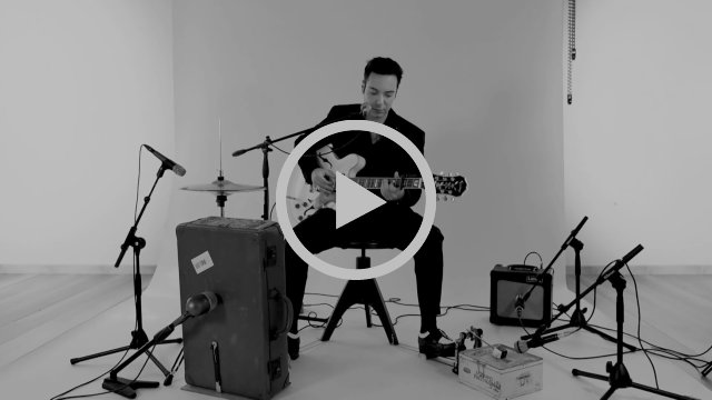 ilsalottodiCeci's tweet image. #Spookyman #FriendlyWoman #SpingitoriDischi ilsalottodicecisimo.wordpress.com/2017/12/05/mus…