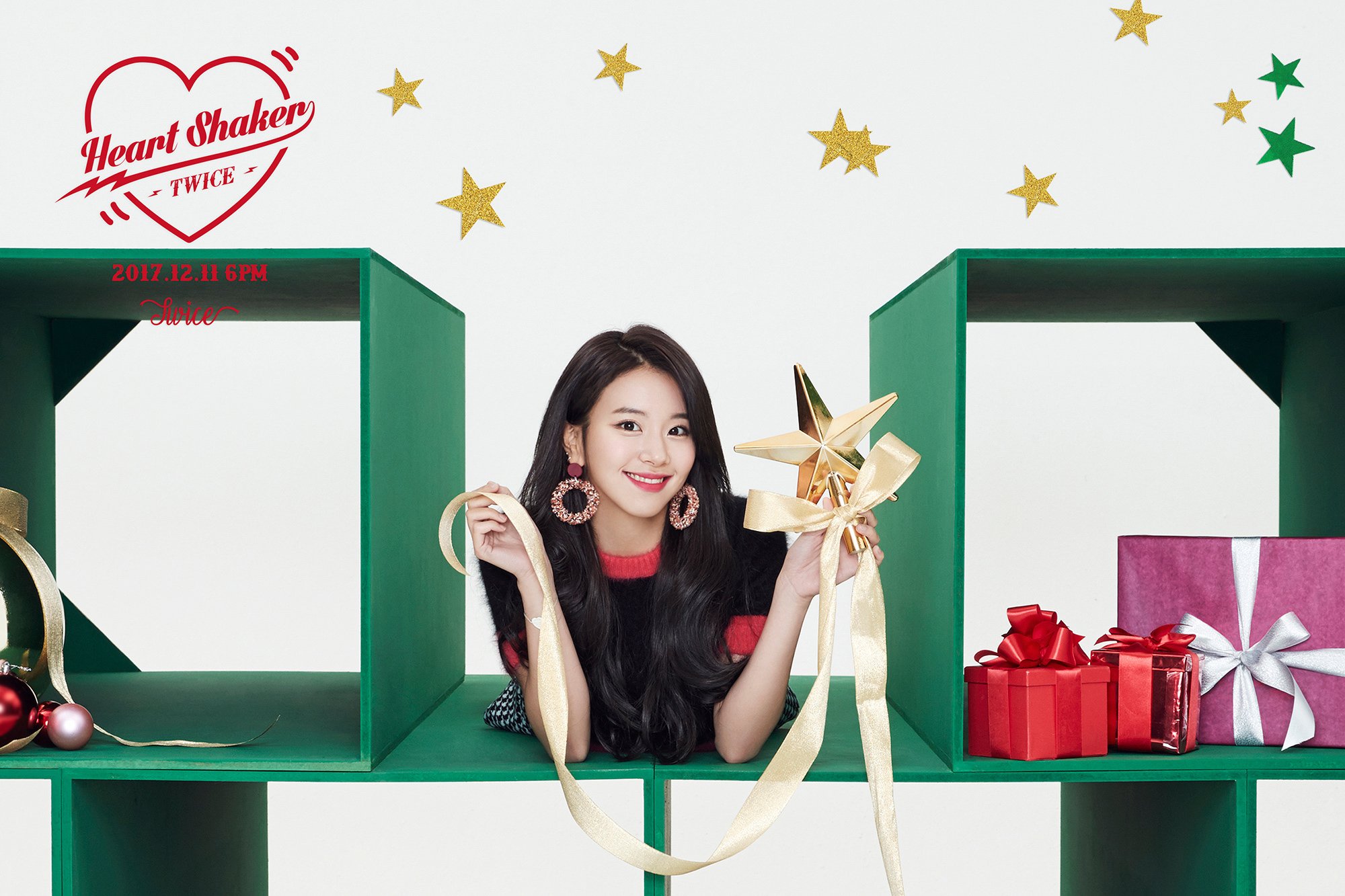 Jypnation Twice The 1st Album Repackage Merry Happy Twice Photo Parade 2 17 12 11 6pm Twice 트와이스 Heartshaker