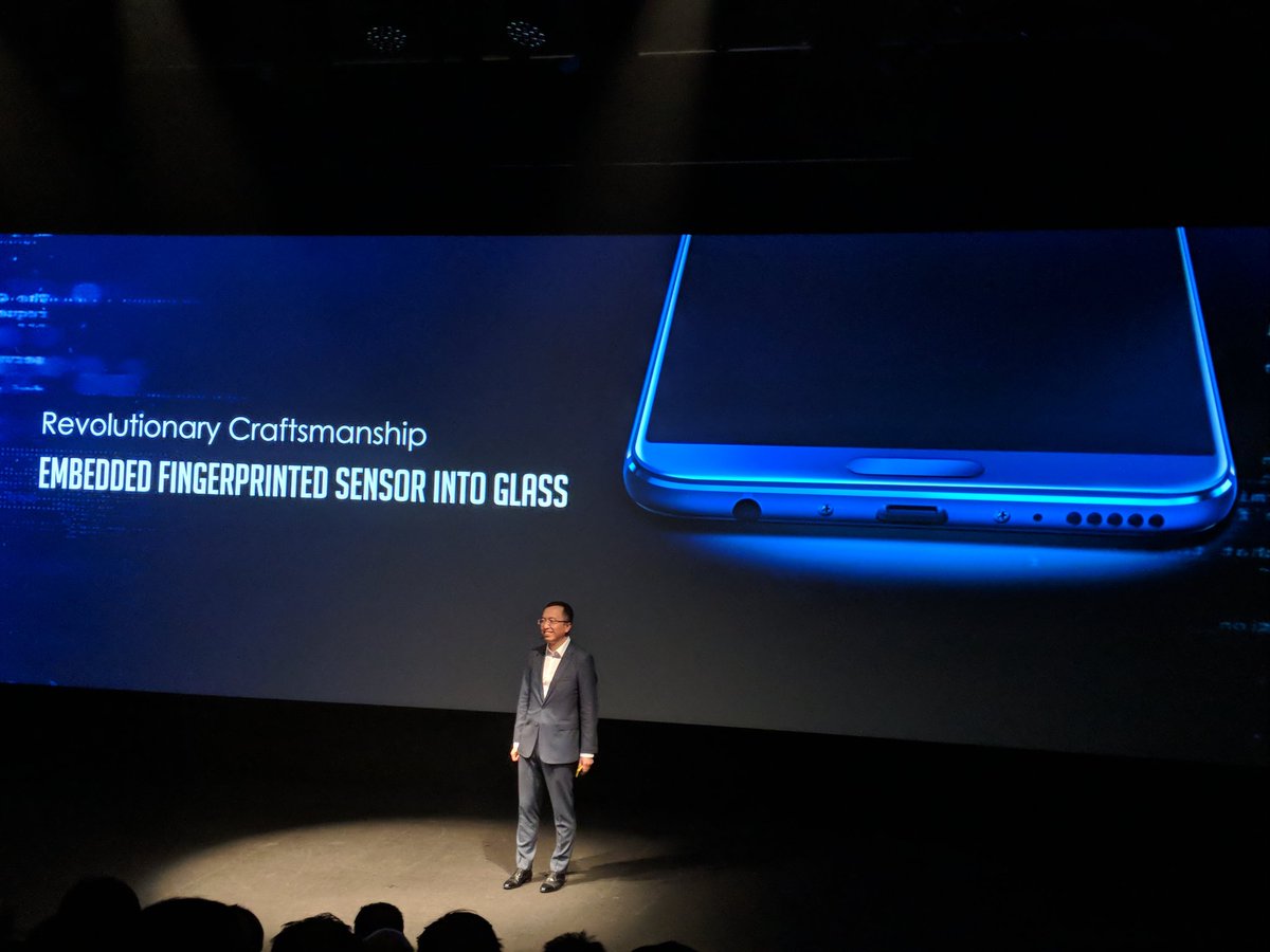 PeterHolden_'s tweet photo. Honor V10 has fingerprint reader on front below display...#Honor #maxyourview #newhonorphone #talkandroid #HonorV10 https://t.co/TyMRV5nR0c