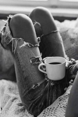 shastamac13's tweet image. When she waits for him
thinking of what he wants
knowing it&apos;s just this...
#waitingforhim #coffeetime