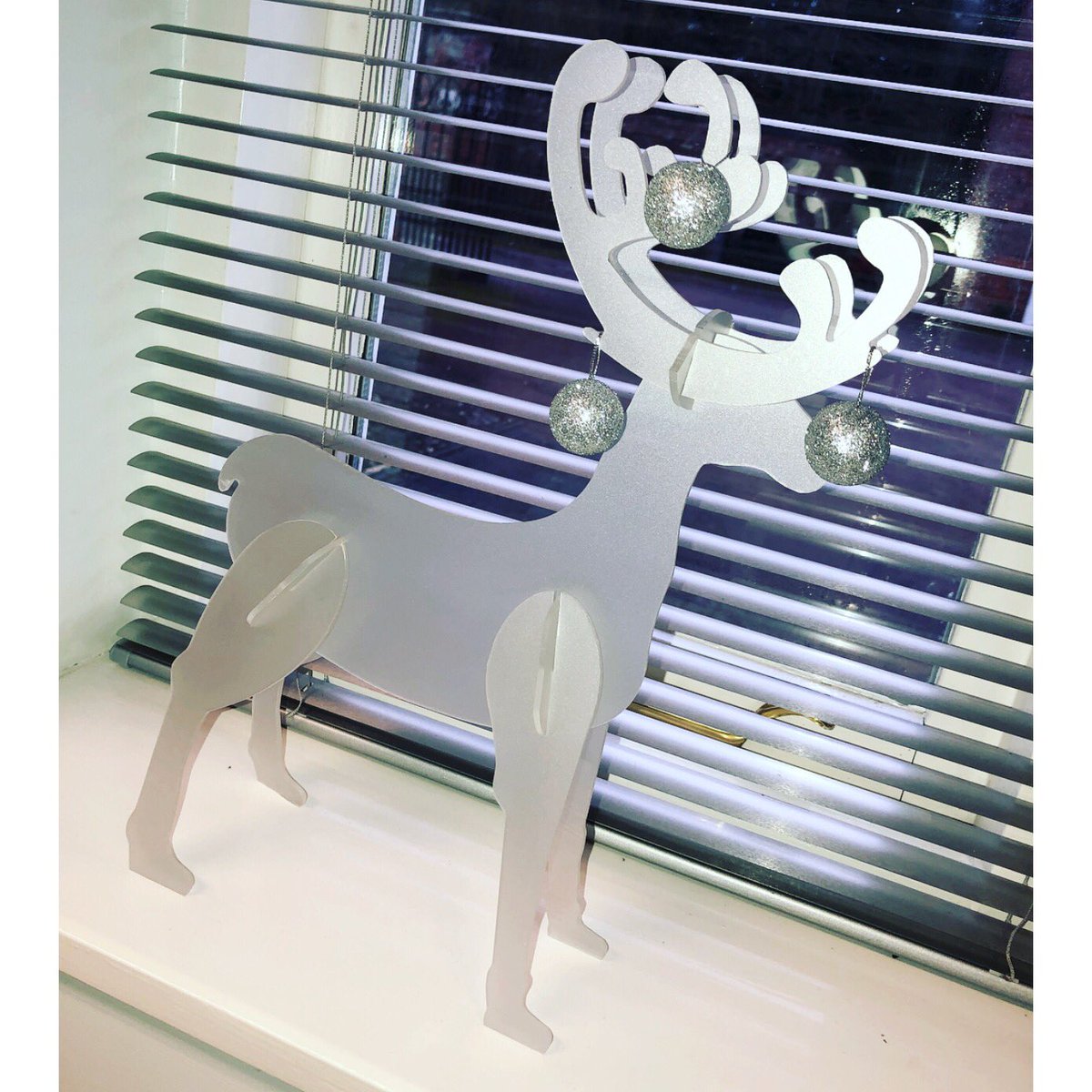 Image-Corporate tweet media