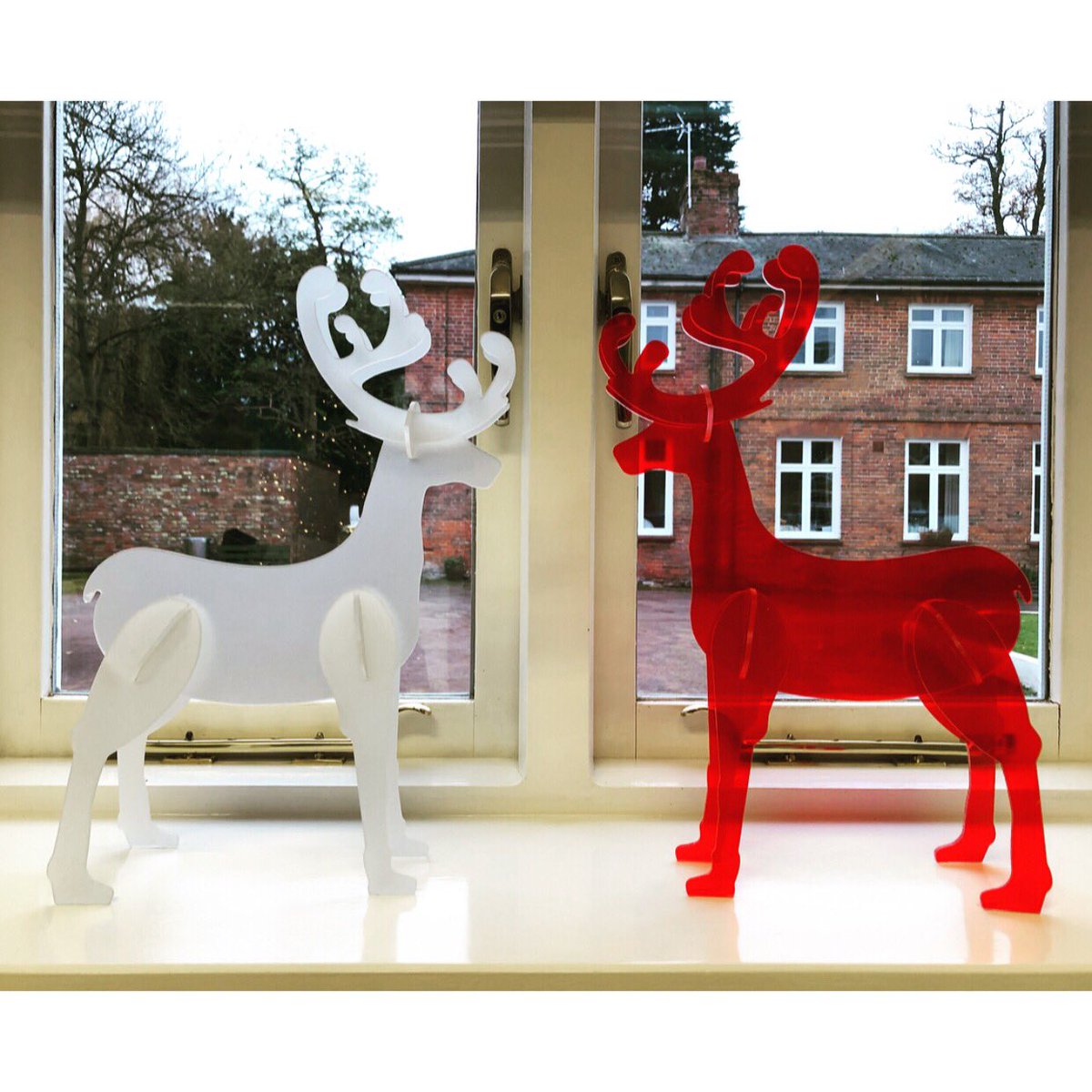 Image-Corporate tweet media