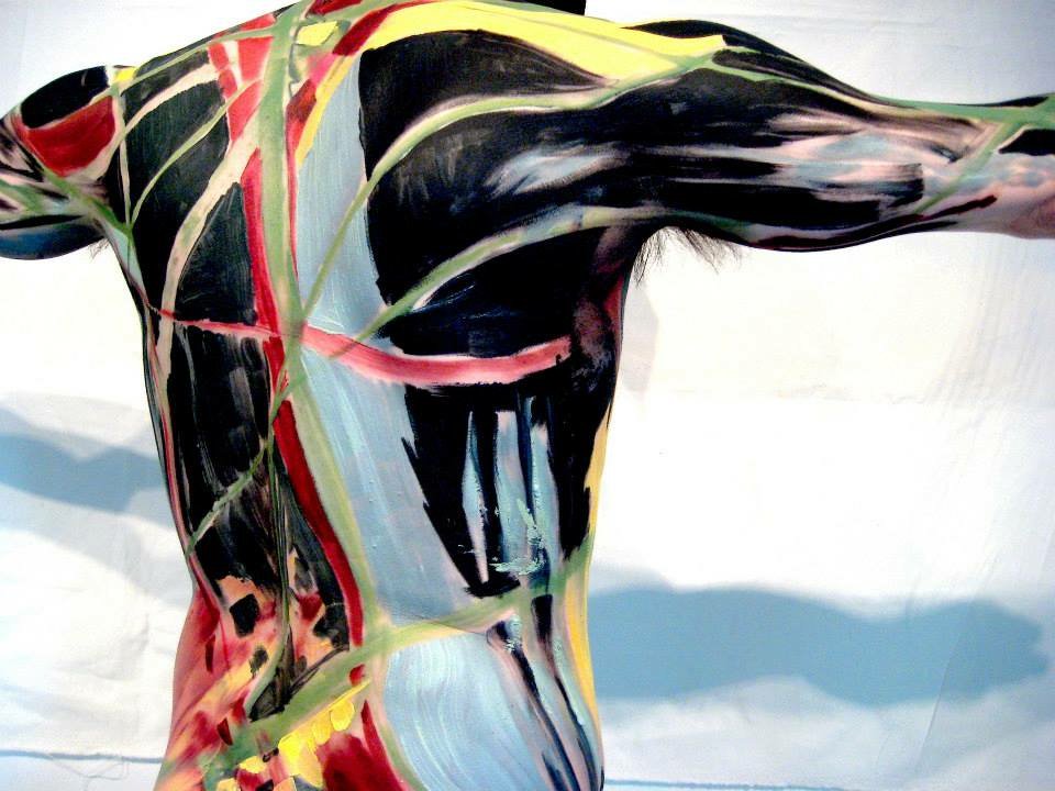 TheArmourStudio's tweet photo. Early explorations. #jonathanarmour #thearmourstudio #bodyart #bodypaint #bodytransformation #humanlandscape #humangeography #humanrepresentation #humancanvas #malebody #malefigure #arte #contemporaryart #artecontemporaneo #movementcapture #skin #skinart #skinterface #skinstories https://t.co/JFcG3Fy111