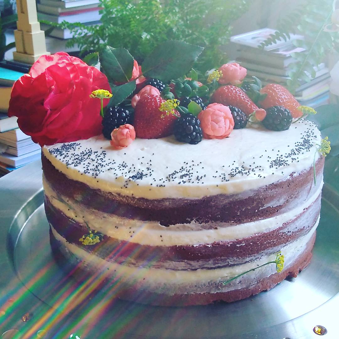 Você pode ter essa delícia!! Bolo Red Velvet!! Encomendas pelo whatsapp 51 9736-4976!!