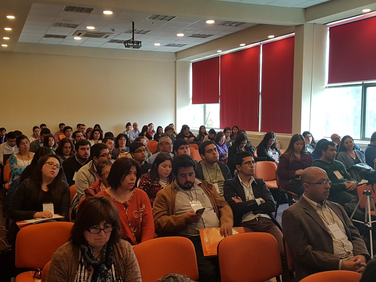 paticanales's tweet photo. @FTelefonica_CL a full en #Concepción: Seminario para profesores de Matemática @UDLA_CL "Cómo la #programación y la #educación digital impactan en las competencias del siglo XXI" https://t.co/zFhVN3Iu89