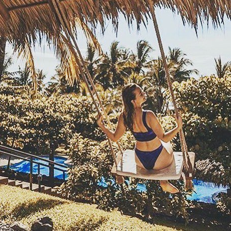 RawBotanicals's tweet photo. An instant of pure bliss! @detailsofperrine at #simplicityplan partner @hotelpuntaislita https://t.co/IyCO2xe8yh