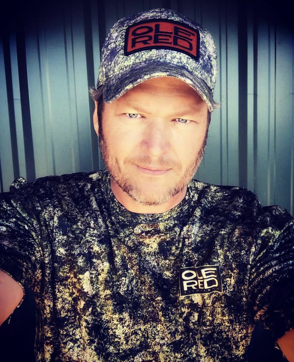 jenlankford72's tweet photo. Sexiest Man Alive. Yep, right after my hubby of course.. @deanlankford1 
#BlakeShelton #sexiestmanalive #thatvoicedoesnthurteither #sexyman #heresyourproof👇🏻 https://t.co/MCI3eZHCAw