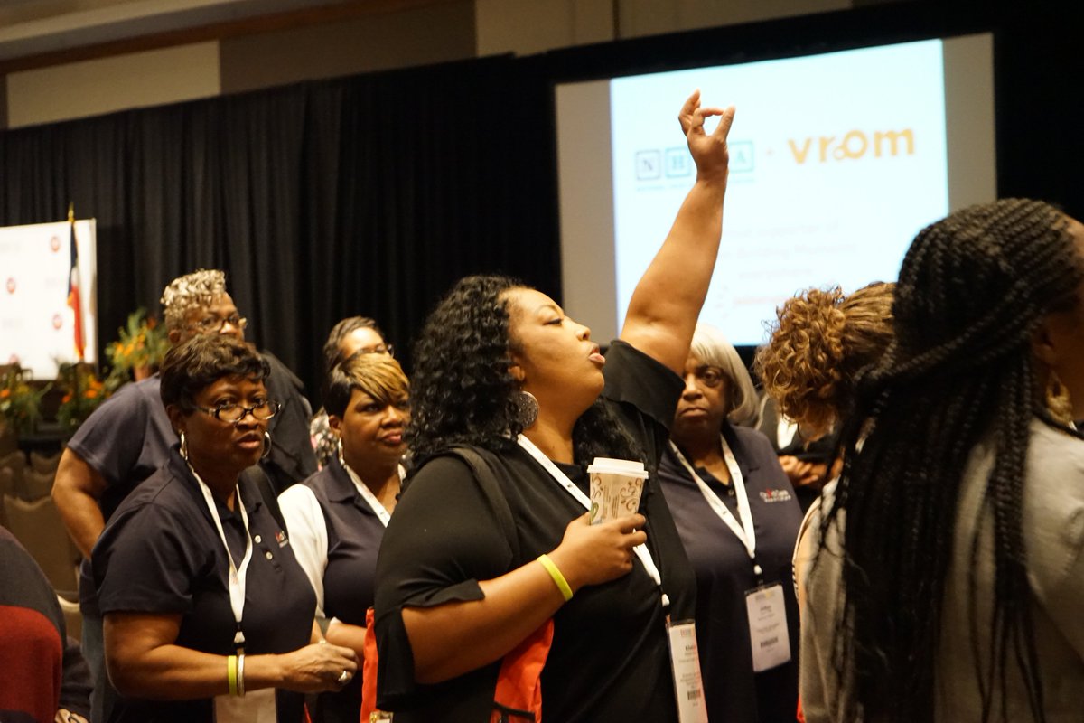 NatlHeadStart's tweet photo. Sharing ideas and problem-solving at the #NHSA17 Family and Community Engagement #CommunityofPractice discussion. Thank you @joinVroom for fueling our collaboration with snacks! https://t.co/L09rQwQbU4